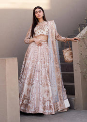 White Luxury Nikkah Lehenga Choli – Designer Bridal Dress in Lahore Pakistan by Waqas Shah.
