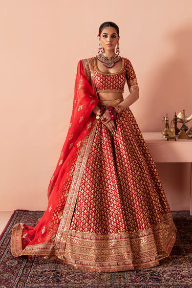 Mastani red Pakistani mehndi bridal lehenga choli in Korean raw silk, full front view with organza dupatta
