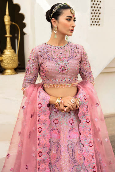 Bahar Bano pink Pakistani mehndi lehenga with floral zardozi work – Waqas Shah Official