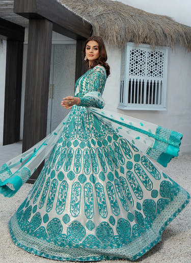 White Reception Wedding Lehnga Choli with matching Net dupatta by Waqas Shah Official